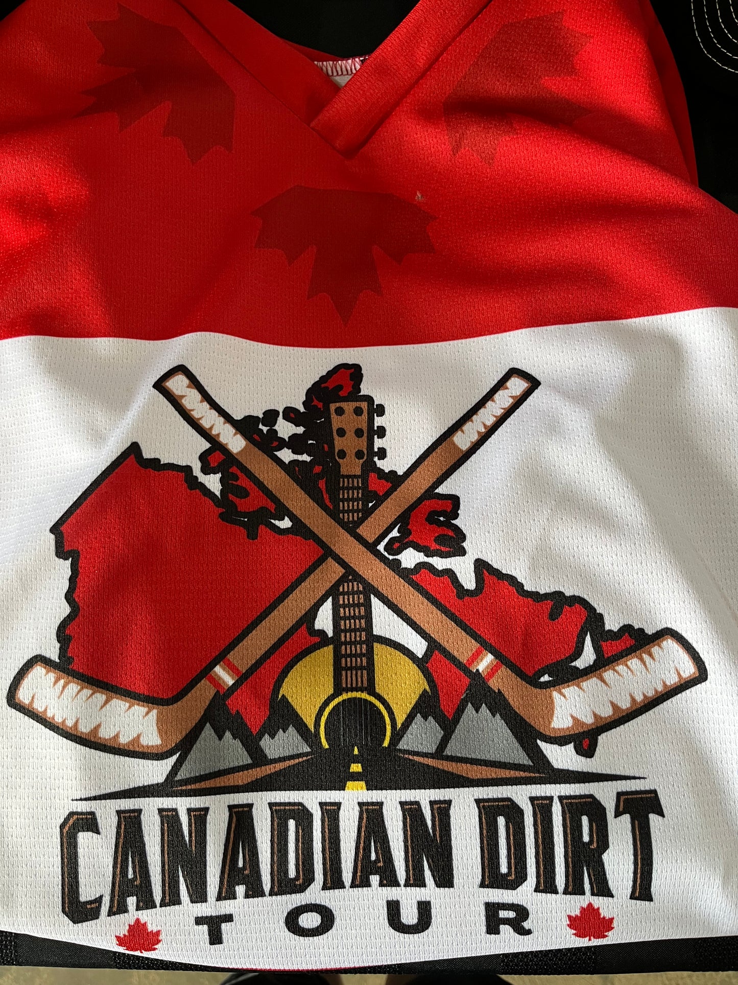 LIMITED EDITION CANADIAN DIRT TOUR JERSEY & PUCK